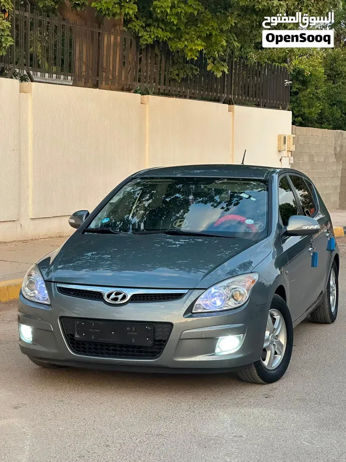 Hyundai I30 2010 photo 2