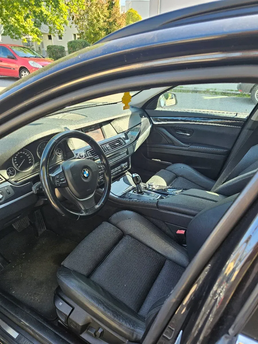 BMW 5 Series 2011 photo 3