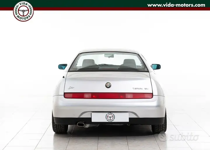 Alfa Romeo Gtv 1997 photo 2