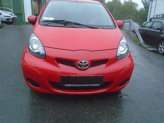 Toyota Aygo 2010 photo 2