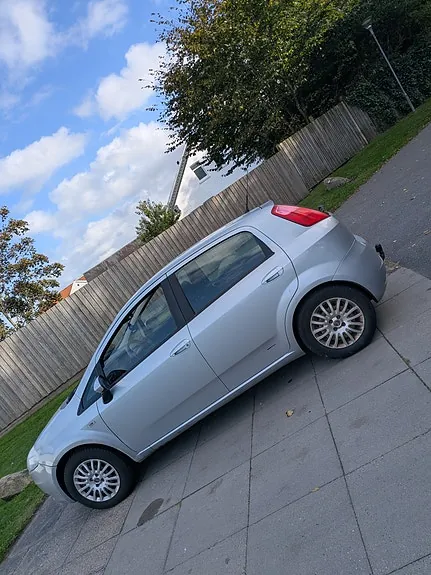 Fiat Grande Punto 2008 photo 5