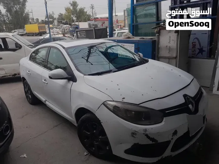 Renault Fluence 2011 photo 2