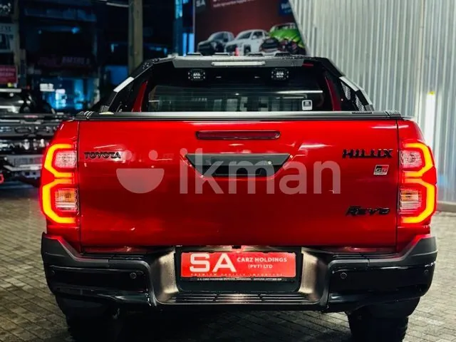 Toyota Hilux 2025 photo 5