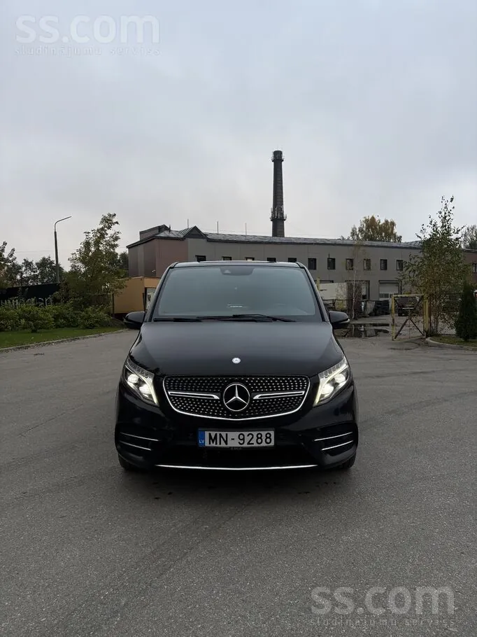 Mercedes-Benz V250 2016 photo 2