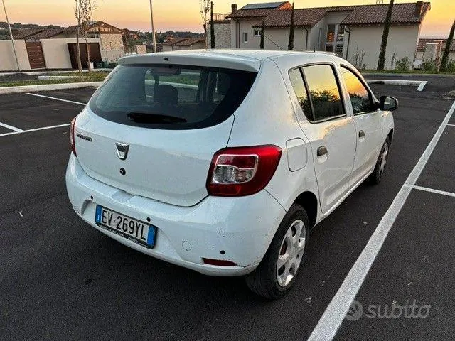 Dacia Sandero 2014 photo 4