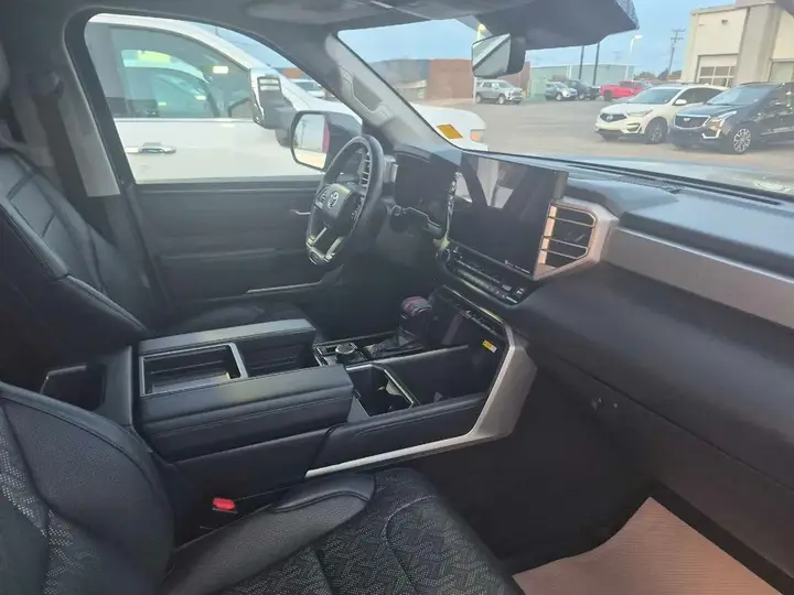 Toyota Tundra 2022 photo 5