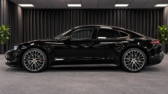 Porsche Taycan 2023 photo 2