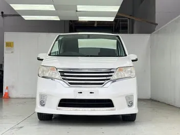 Nissan Serena 2012 photo 3