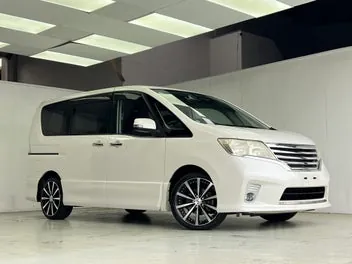 Nissan Serena 2012 photo 5