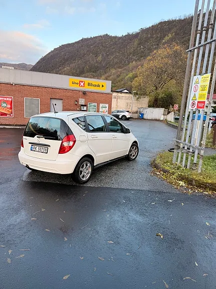 Mercedes-Benz A160 2012 photo 3