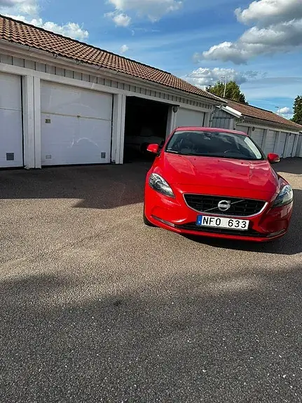 Volvo V40 2013 photo 2