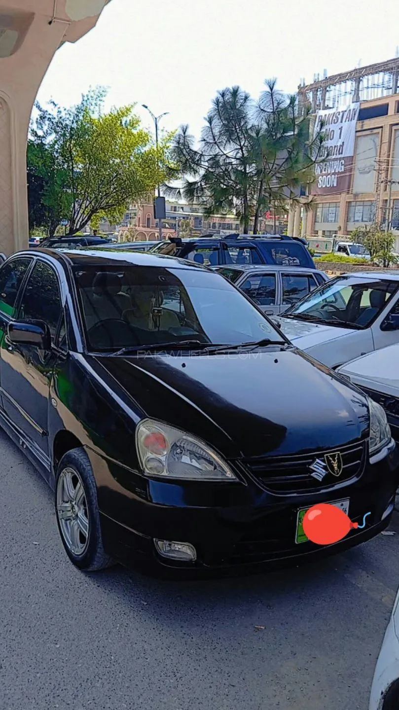 Suzuki Liana