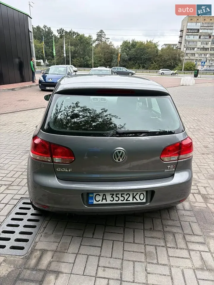 Volkswagen Golf 2012 photo 4