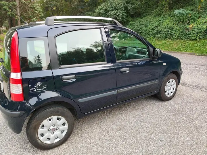 Fiat Panda 2011 photo 2