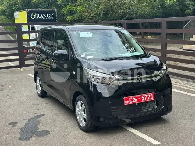 Mitsubishi Ek Wagon 2024 photo 2