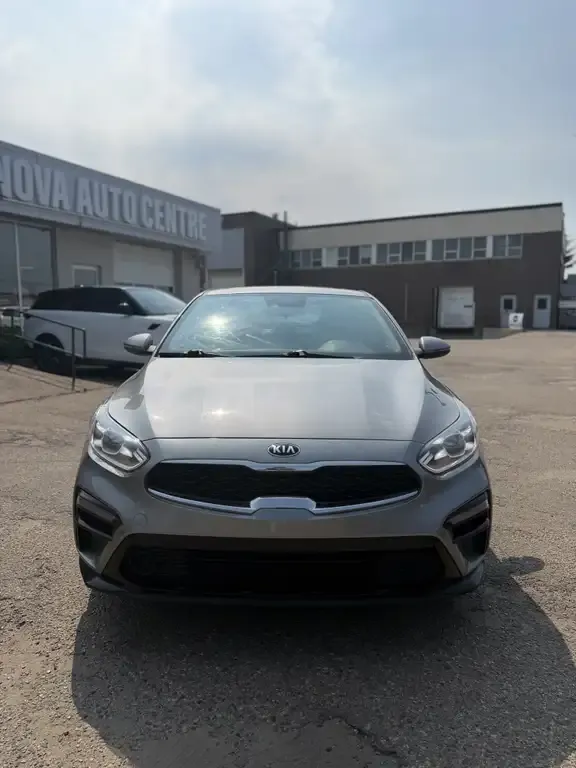 Kia Forte 2021 photo 2