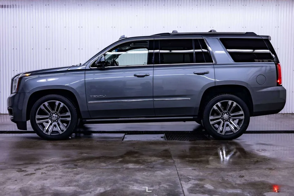 GMC Yukon 2020 photo 2