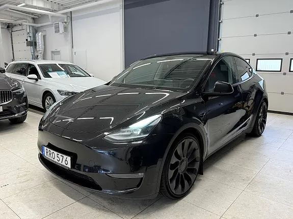 Tesla Model Y 2023 photo 2