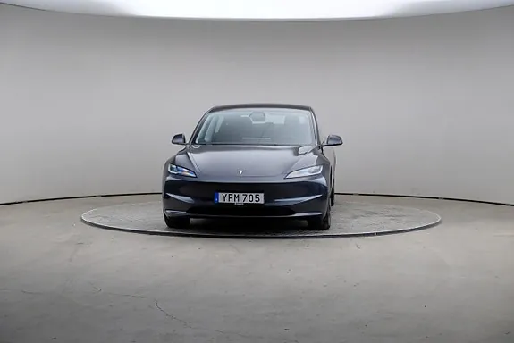 Tesla Model 3 2024 photo 3
