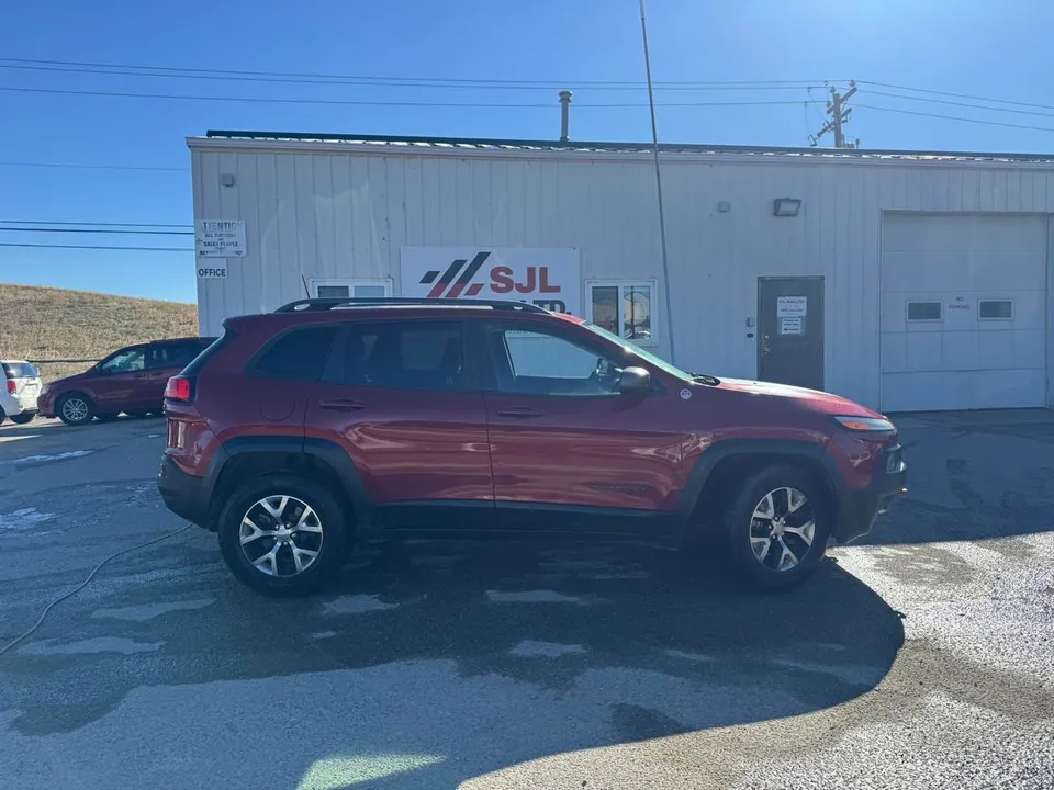 Jeep Cherokee 2016 photo 2