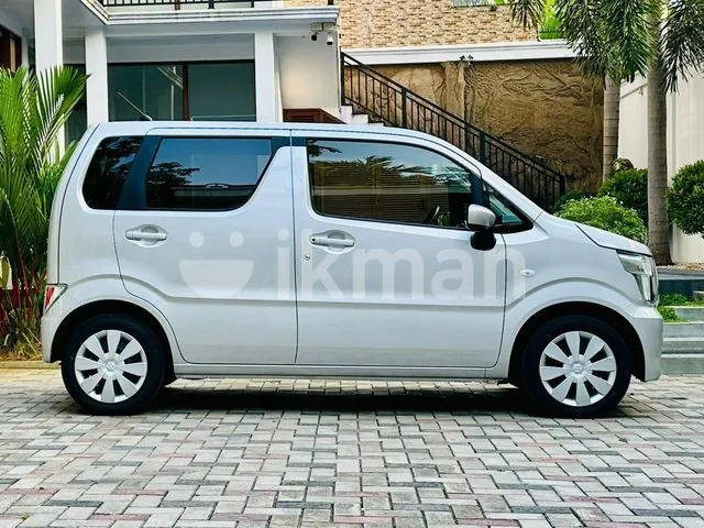 Suzuki Wagon R Fx 2025 photo 5