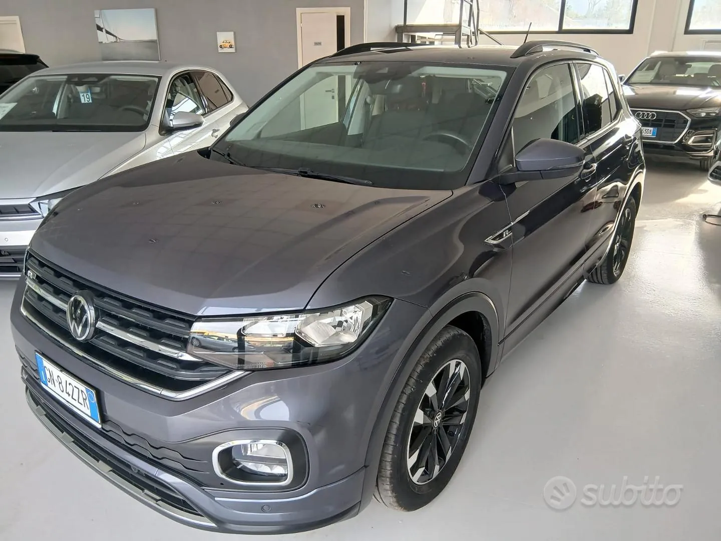 Volkswagen T-Cross 2023 photo 3