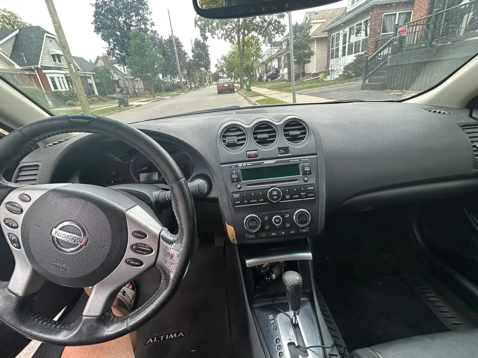 Nissan Altima 2009 photo 4
