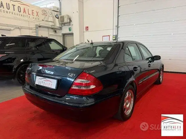 Mercedes-Benz E 2002 photo 4
