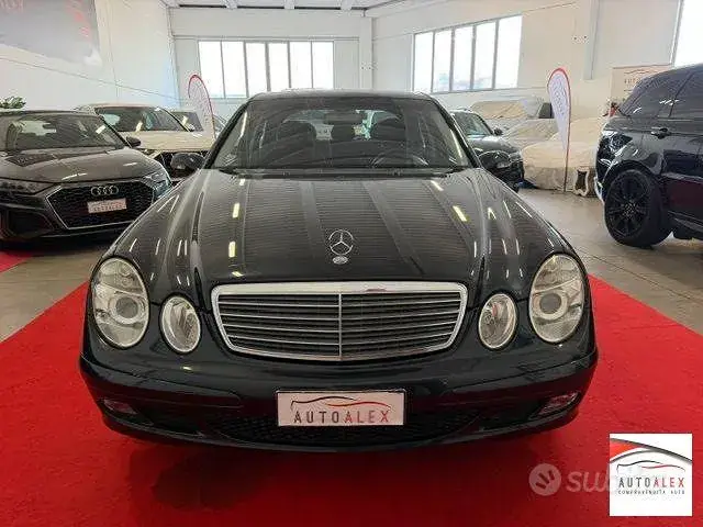 Mercedes-Benz E 2002 photo 2
