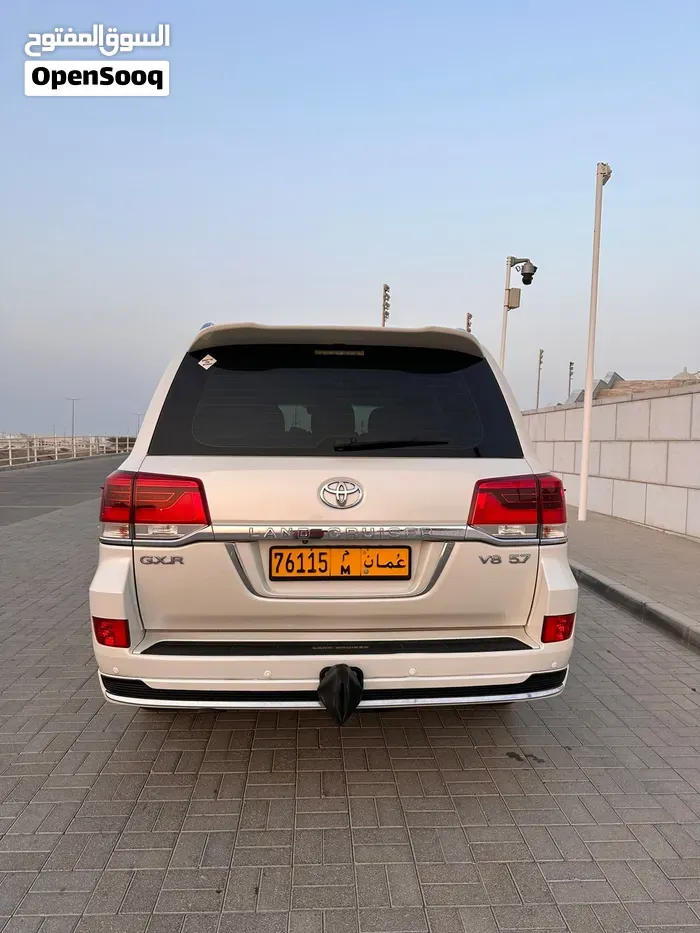 Toyota Land Cruiser 2016 photo 3