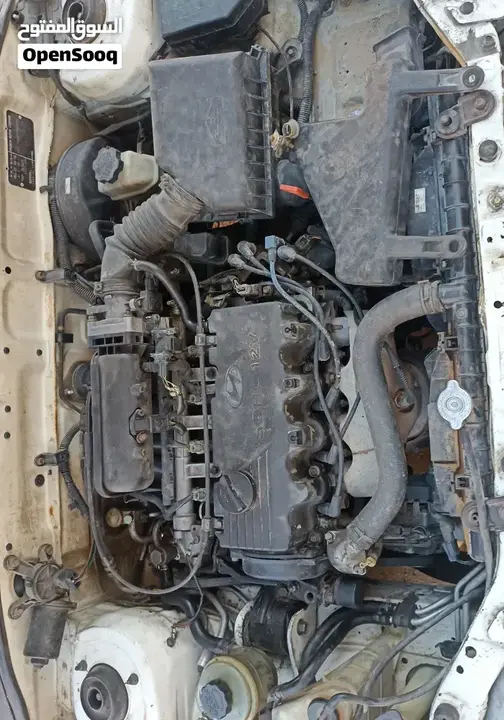 Hyundai Verna 2002 photo 4