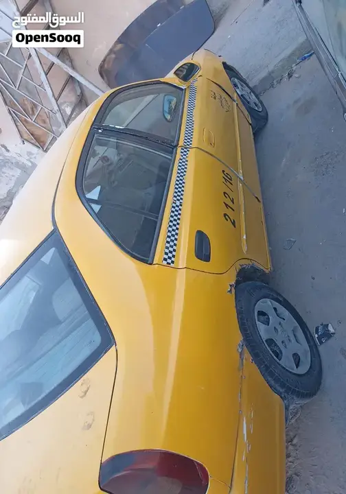 Hyundai Verna 2002 photo 3