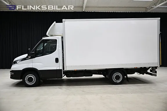 Iveco Daily 2023 photo 3