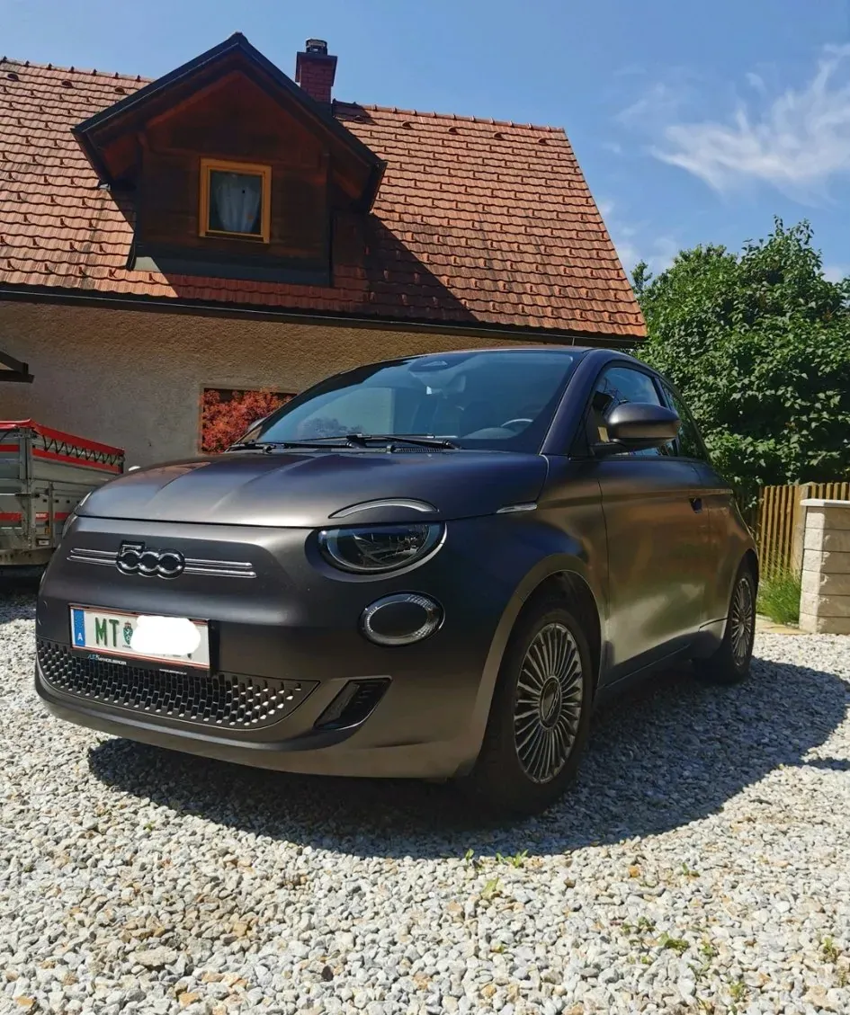 Fiat 500E 2021 photo 2