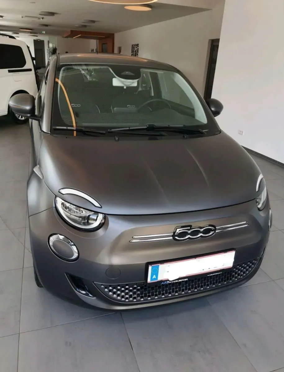 Fiat 500E