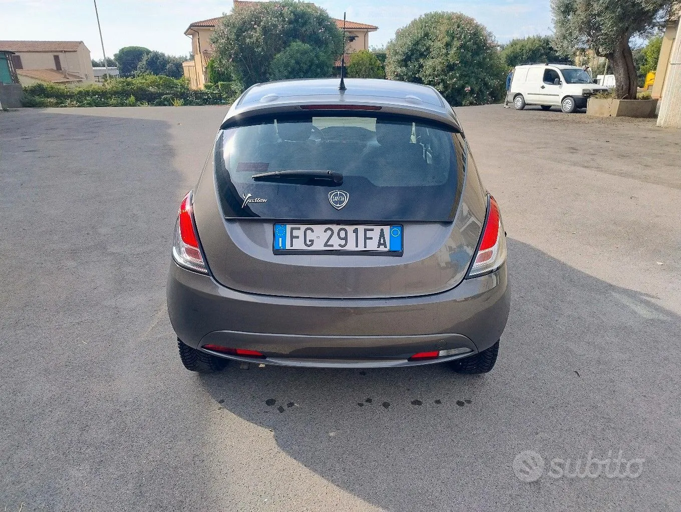 Lancia Ypsilon 2017 photo 2