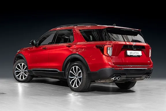 Ford Explorer 2023 photo 2