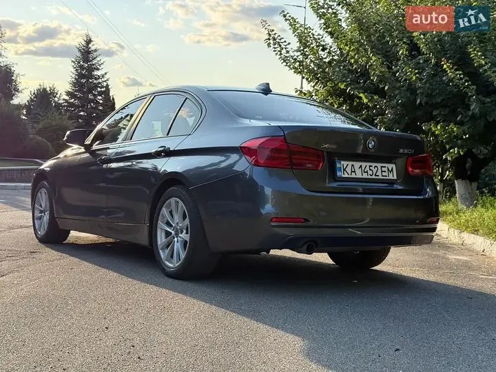 BMW 3 Series 2015 photo 4