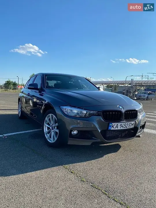 BMW 3 Series 2015 photo 2