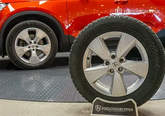 Volvo Xc40 2019 photo 2