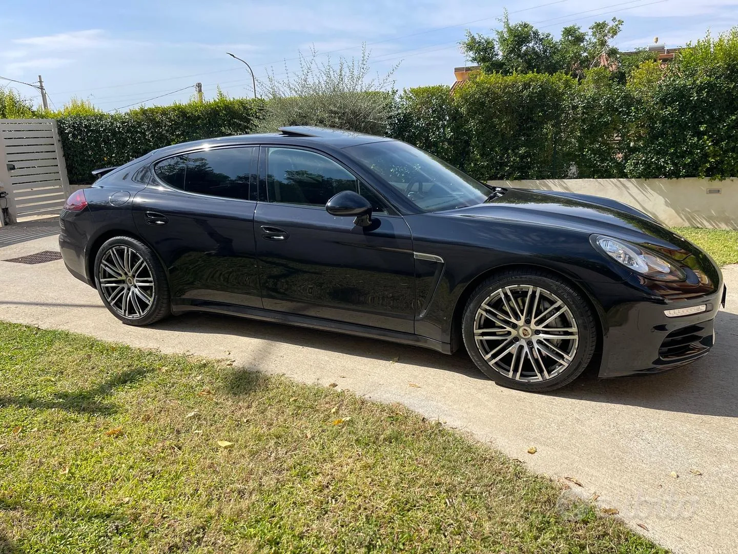 Porsche Panamera 2016 photo 5