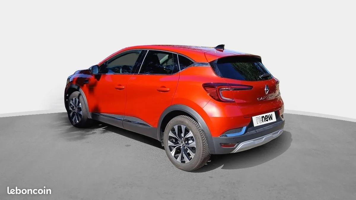 Renault Captur 2023 photo 3
