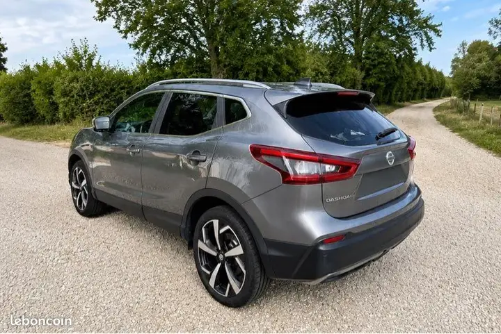 Nissan Qashqai 2017 photo 2