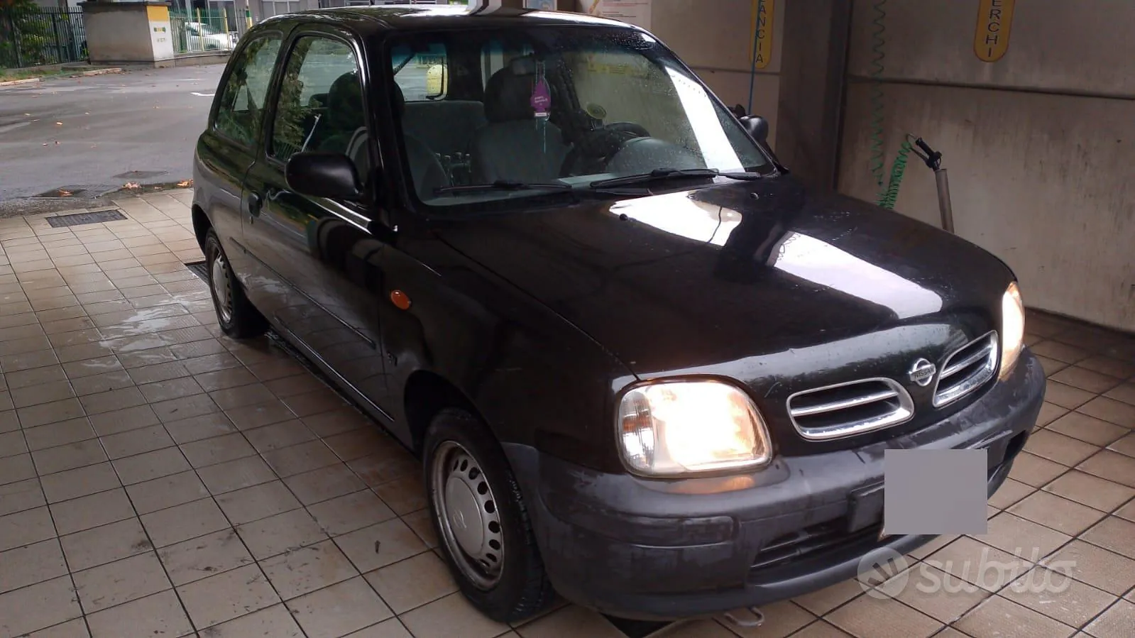 Nissan Micra 1998 photo 2