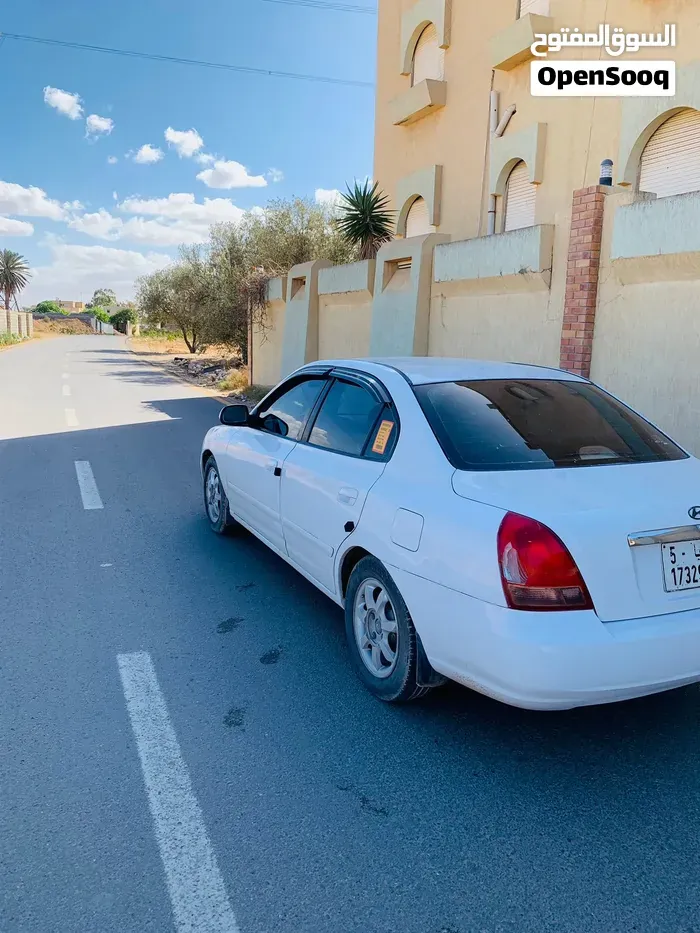 Hyundai Avante 2003 photo 4
