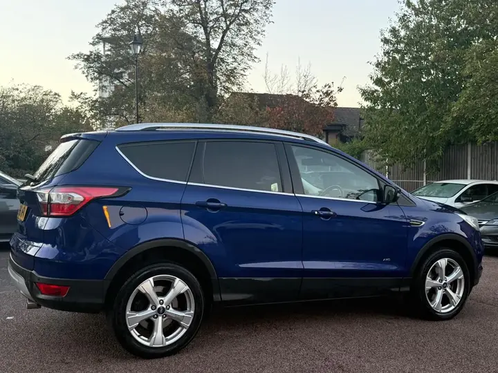 Ford Kuga 2018 photo 2