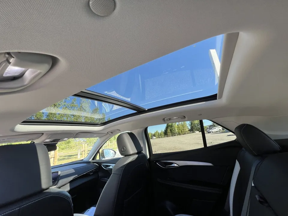 Buick Envision 2025 photo 2