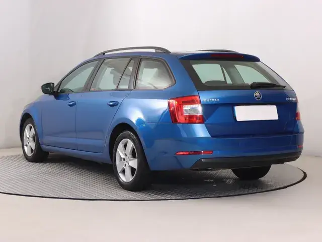 Skoda Octavia 2018 photo 3