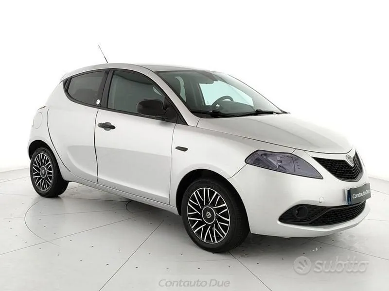 Lancia Ypsilon 2017 photo 3