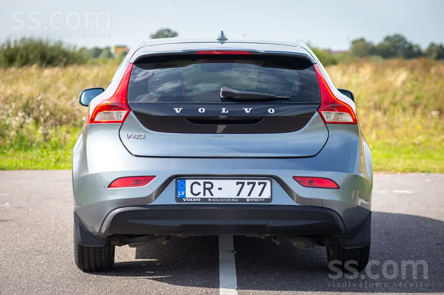 Volvo V40 2016 photo 4